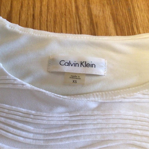 Calvin Klein Sleeveless Fully Lined White Top Size XS - Picture 2 of 3